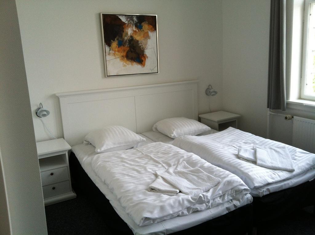 Hotel Posthuzed Ronne Room photo